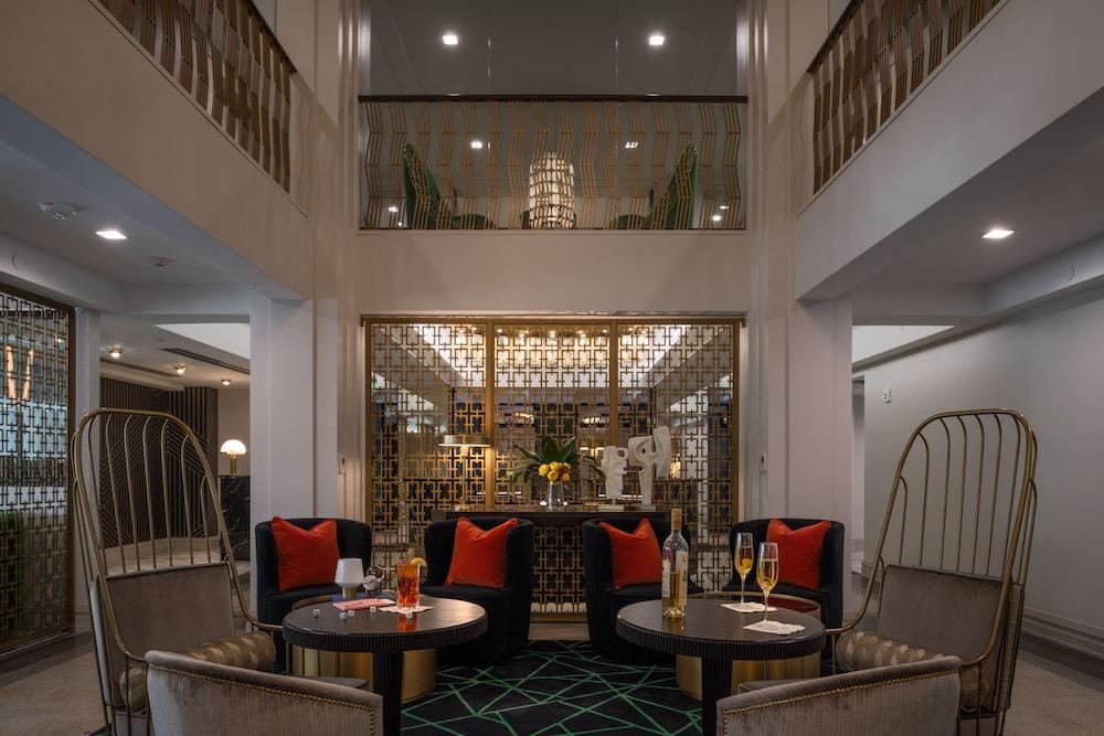 Tulsa Club Hotel Curio Collection By Hilton Bagian luar foto