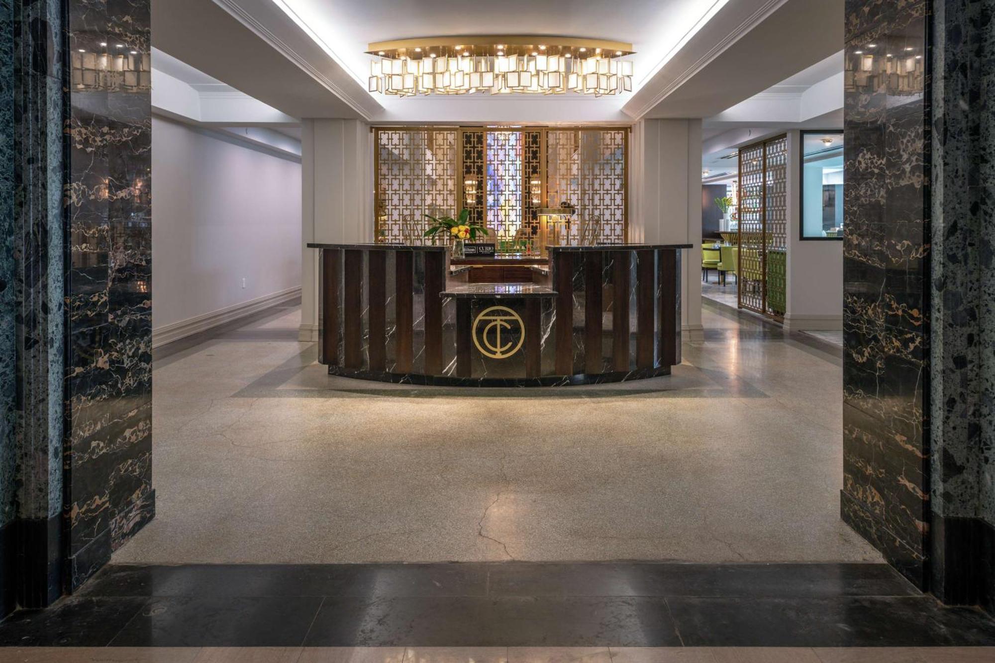 Tulsa Club Hotel Curio Collection By Hilton Bagian luar foto