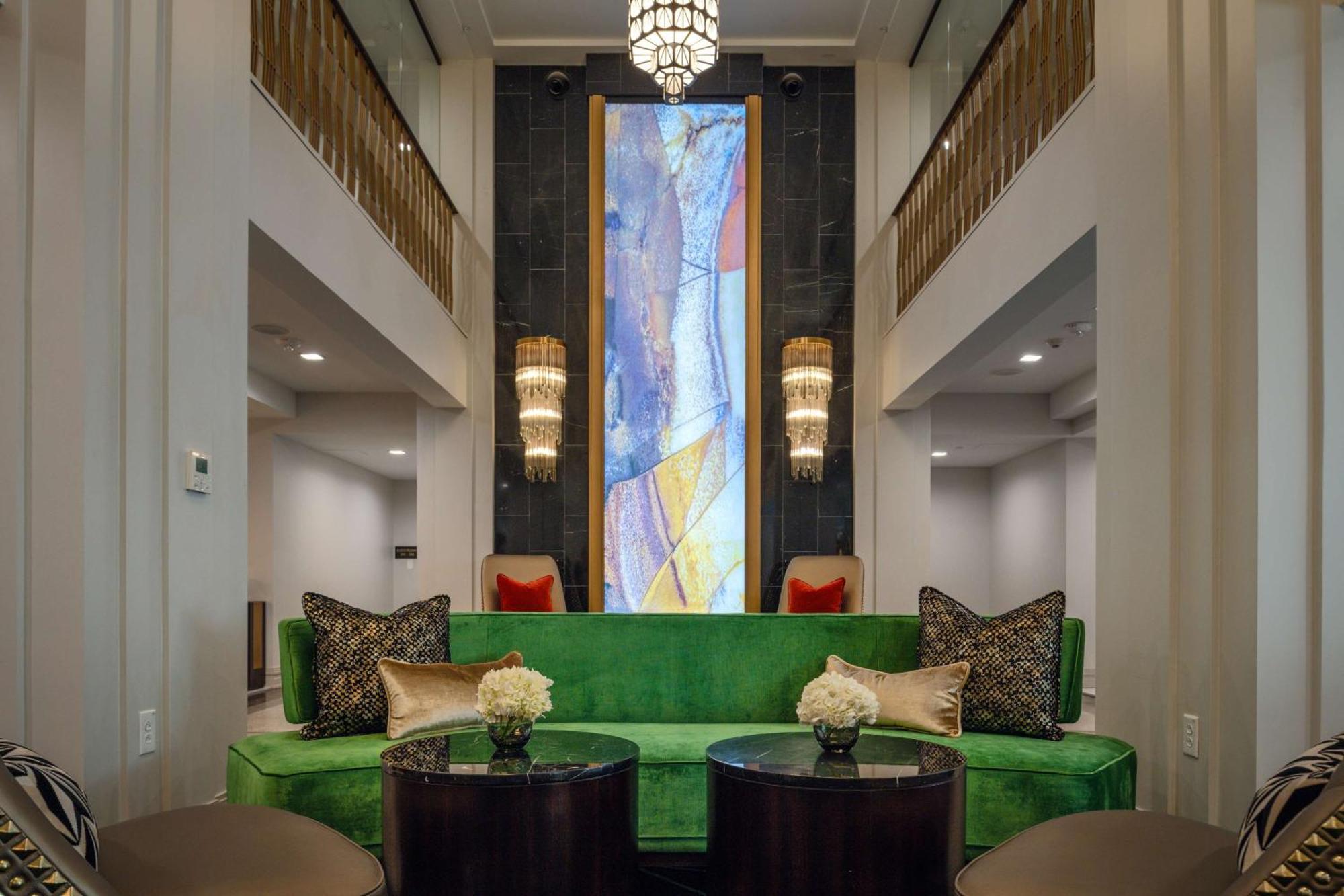 Tulsa Club Hotel Curio Collection By Hilton Bagian luar foto